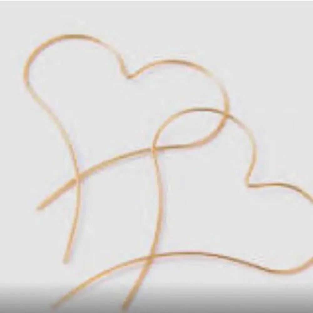 NWT S. Bell Jewelry Curvy Hearts